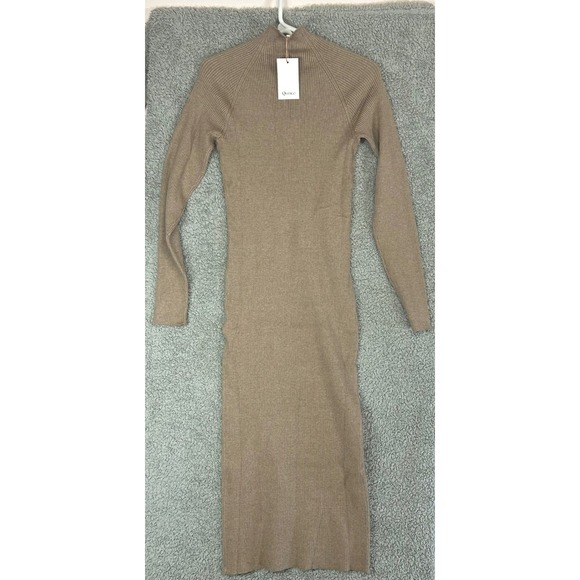 Quince Midi Sweater Dress M Long Sleeve Side Slit Mock Neck Quiet Luxury NWT - Picture 4 of 8